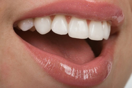 Как восстановить зубную эмаль? Советы специалистов