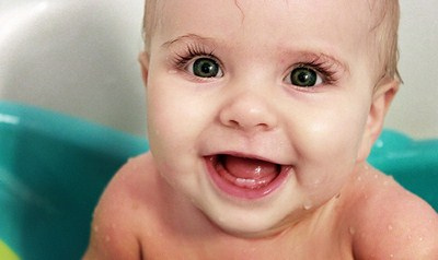 Ваши вопросы при прорезывании молочных зубов