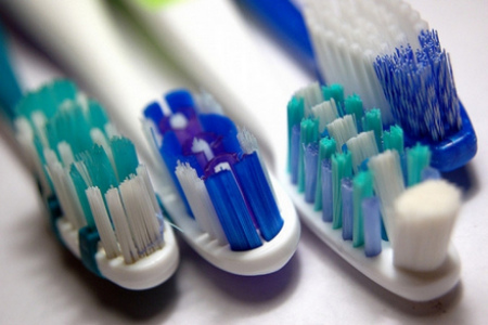 5 мифов о зубной щетке